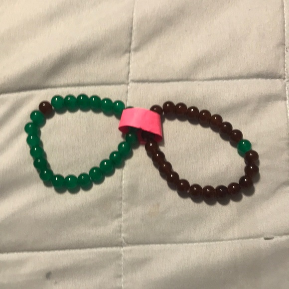 Bracelets - Picture 1 of 2